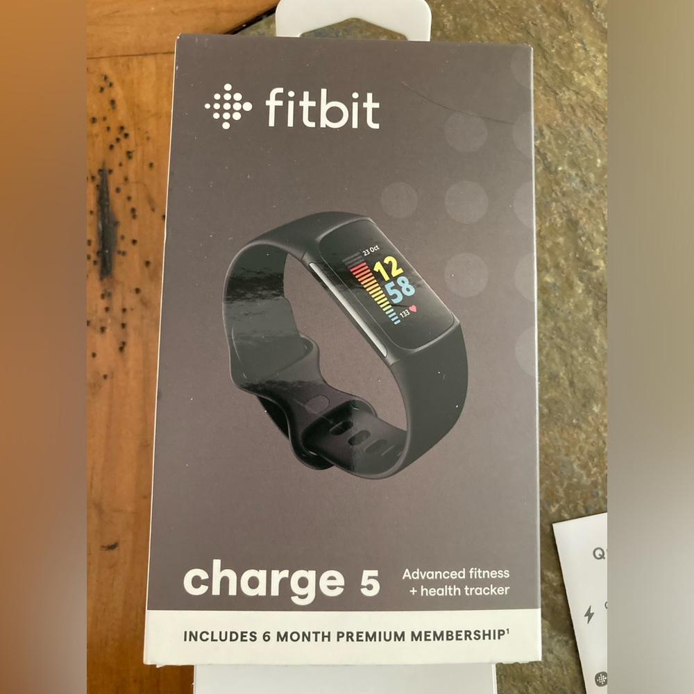 Fitbit charge 5 -black